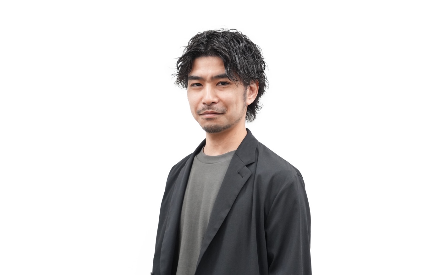 山下 顕