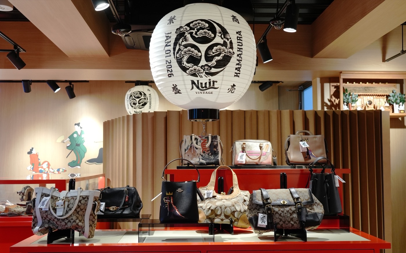 鎌倉店の店内